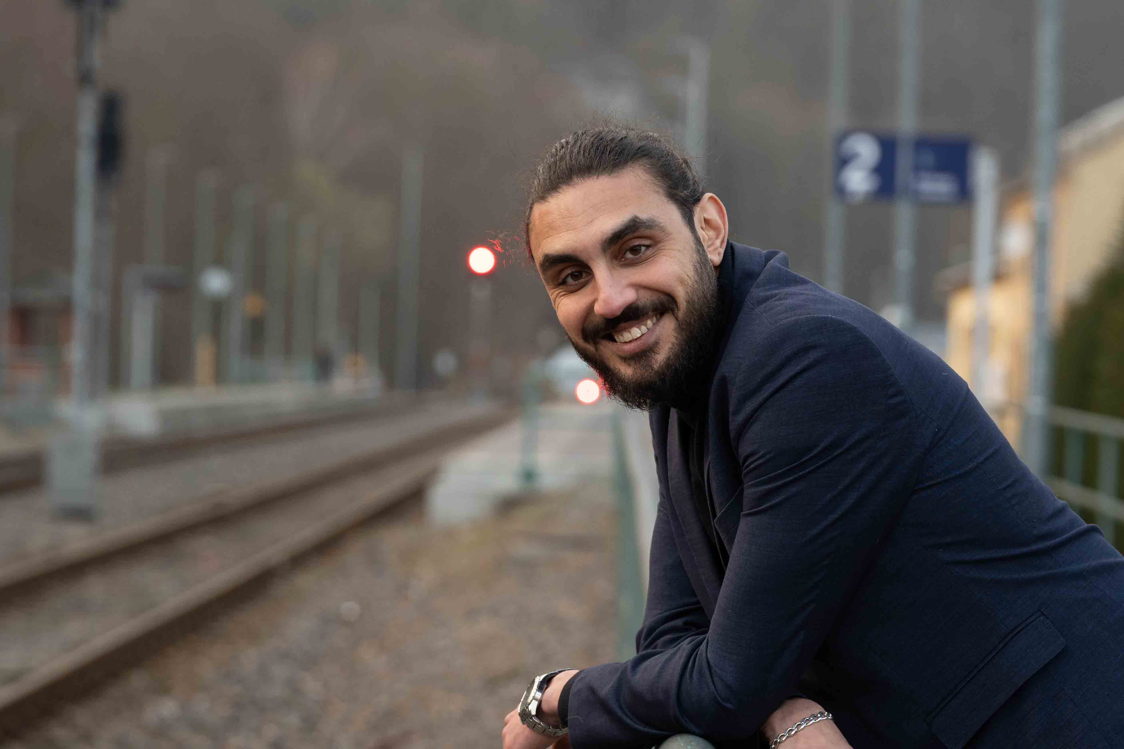 Ahmed Béjaoui am Bahnhof